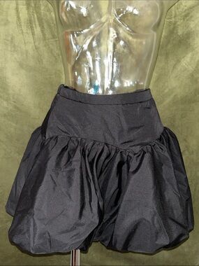 Women's Black Bubble-Hem Skort with High Waist